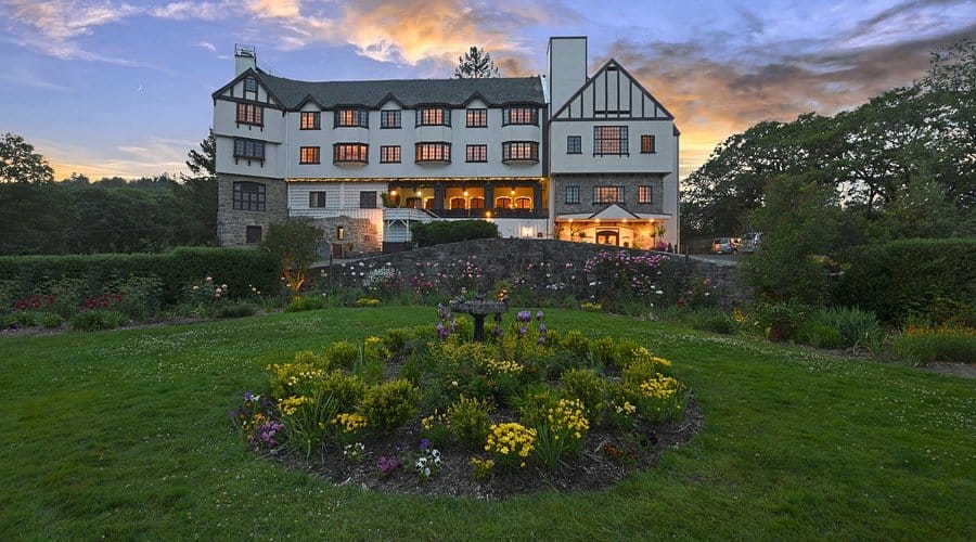 Benbow Inn