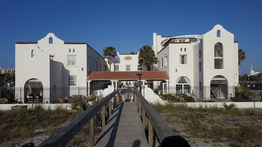Casa Marina Hotel and Restaurant