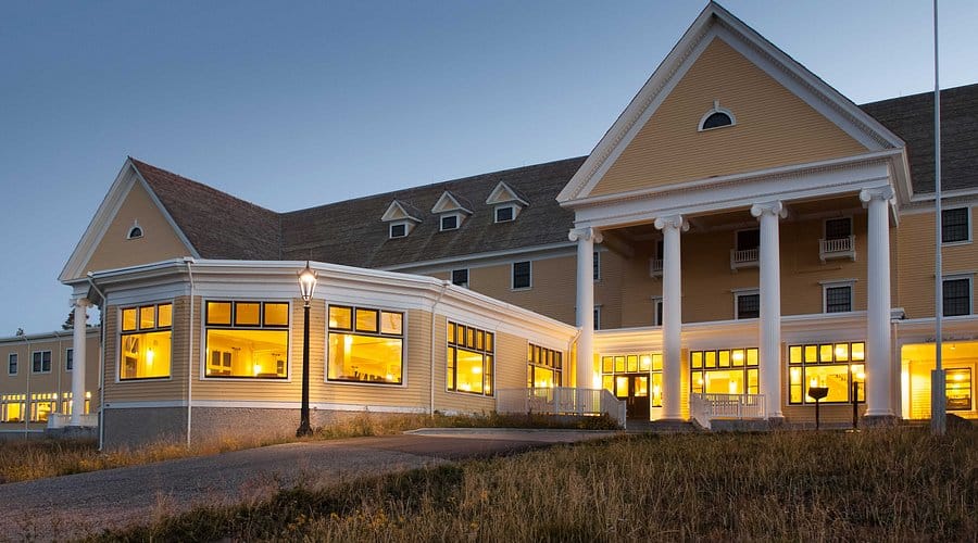 Lake Yellowstone Hotel & Cabins