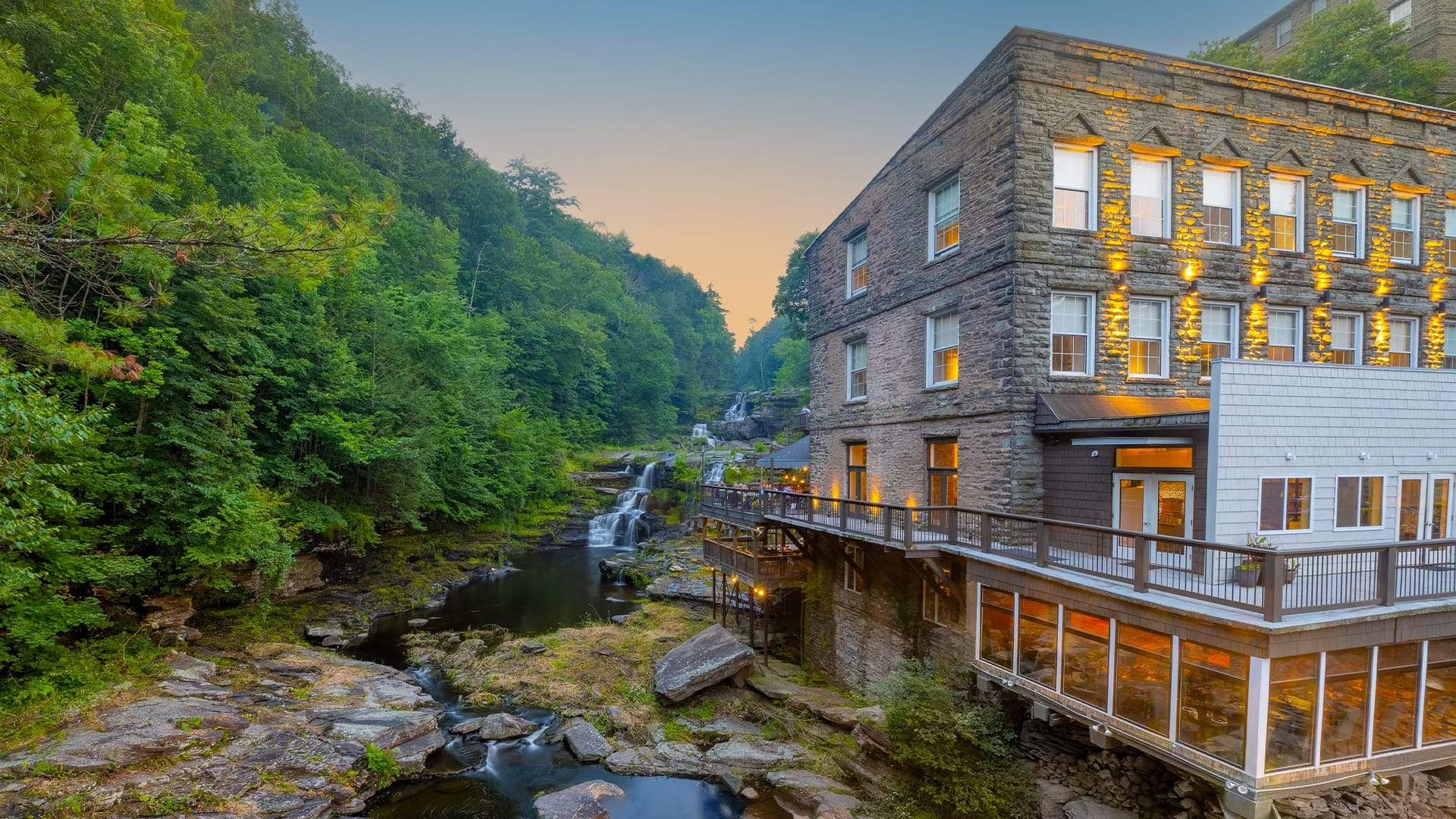 Ledges Hotel