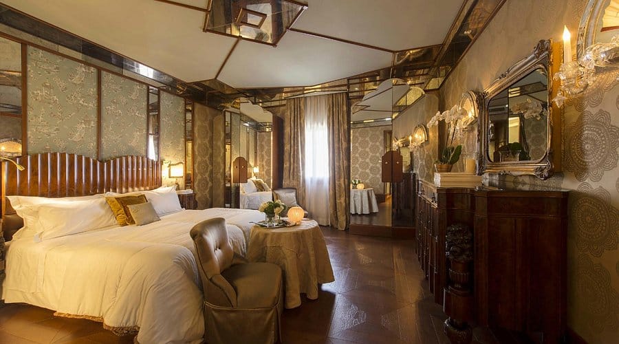 Metropole Hotel